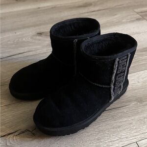 UGG Black Winter Boots with Cozy Fleece Lining